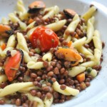 pasta-con-mejillones-y-lentejas