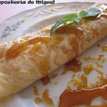 crepes rellenas de crema de naranja